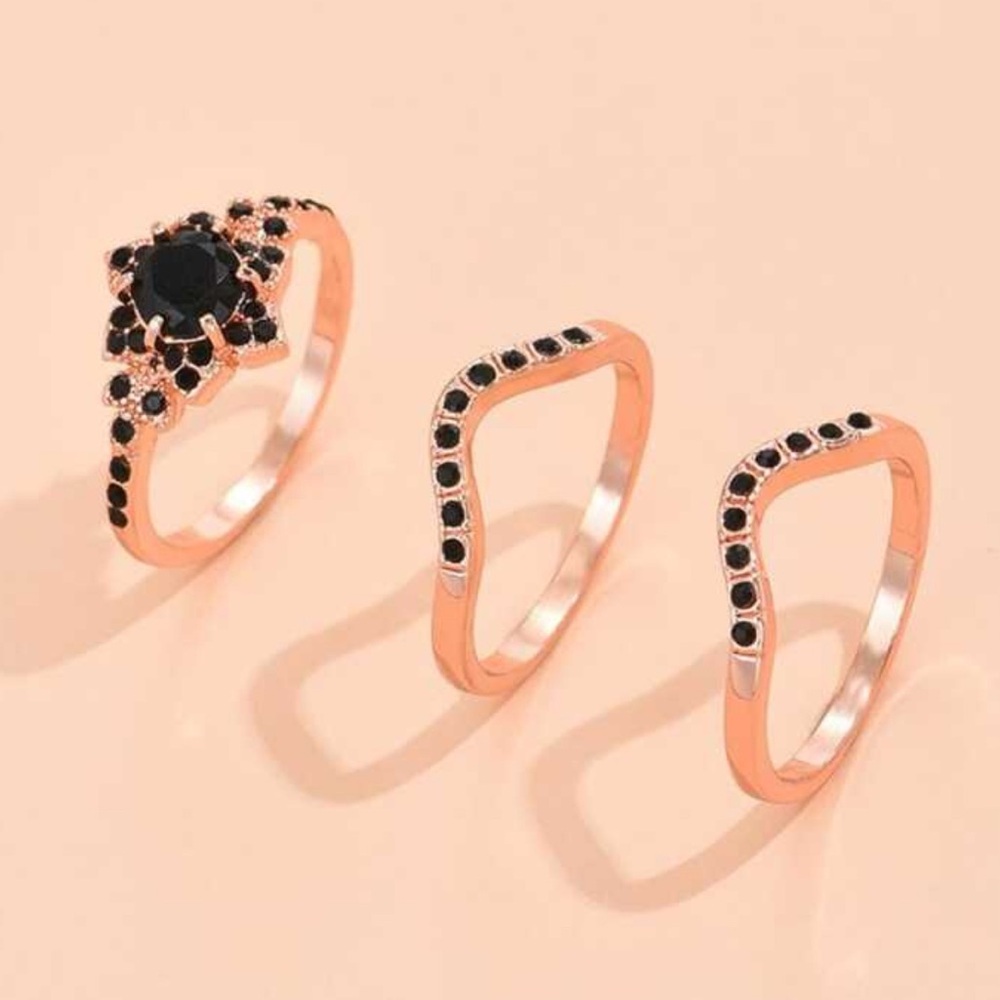 Emerald Wedding Ring - image 4